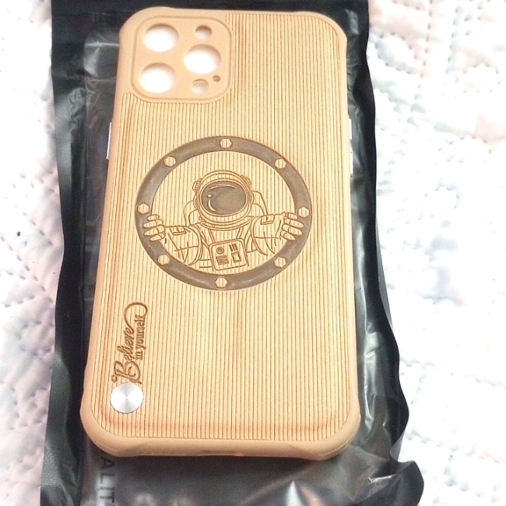 Phone case for an iPhone 12 pro max